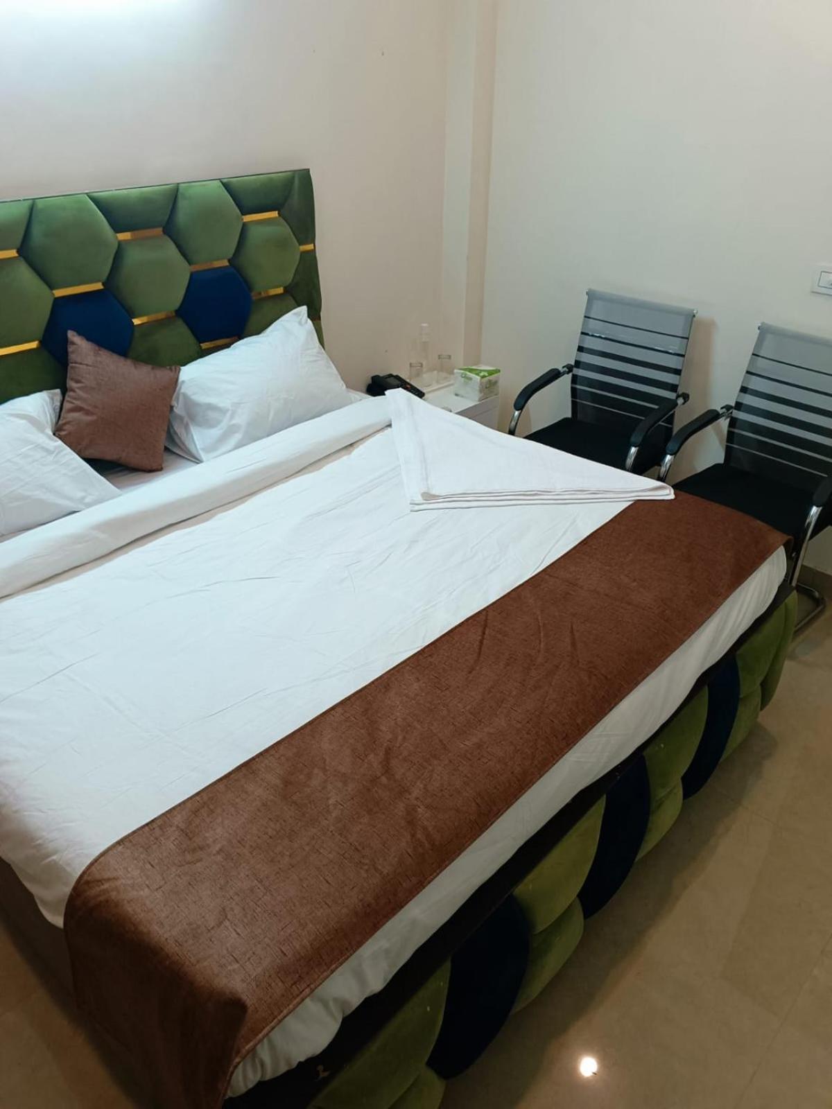 Soooper Hotel Gurgaon Extérieur photo